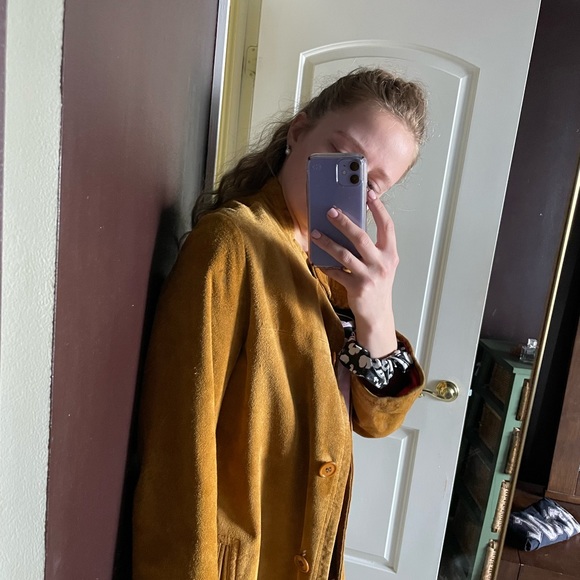 Suede coat - Picture 9 of 12